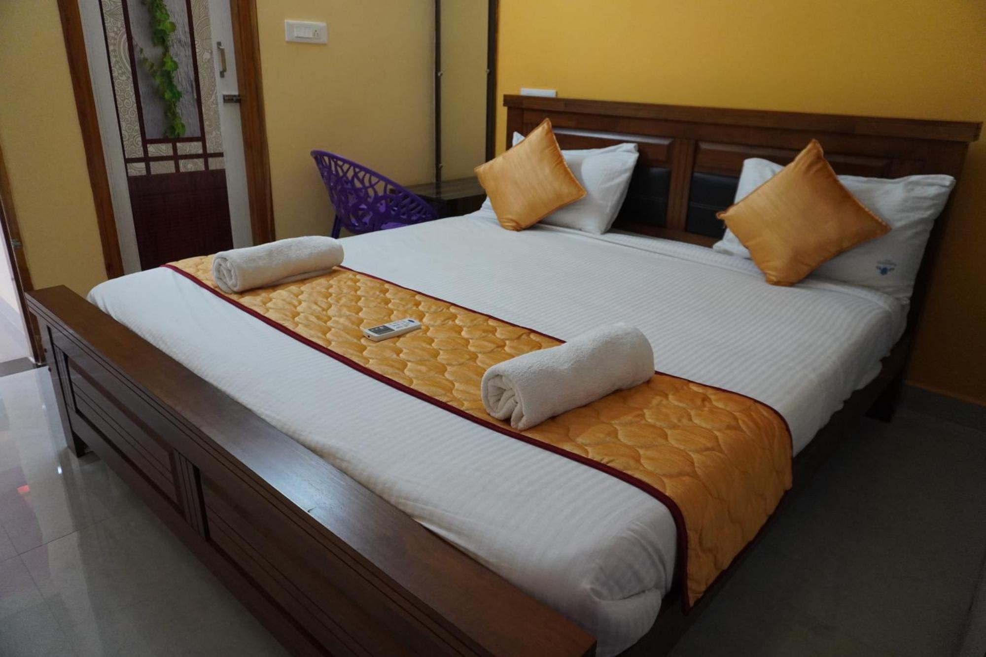 Tirumala Premium Home Stay Tirupati Zewnętrze zdjęcie